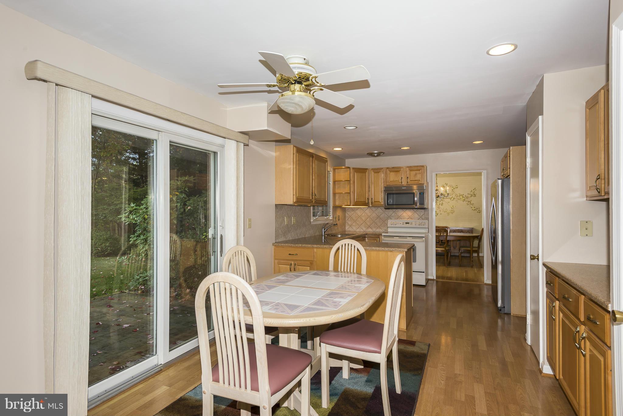14401 Cantrell Road Silver Spring, MD 20905 - Photo 6 of 28 Breakfast Area/Kitchen
