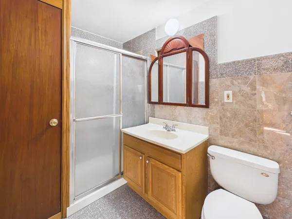 $329,900 | 2522 Westbrook Drive, Franklin Park, IL 60131