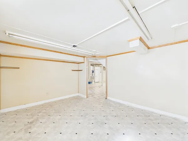 $329,900 | 2522 Westbrook Drive, Franklin Park, IL 60131