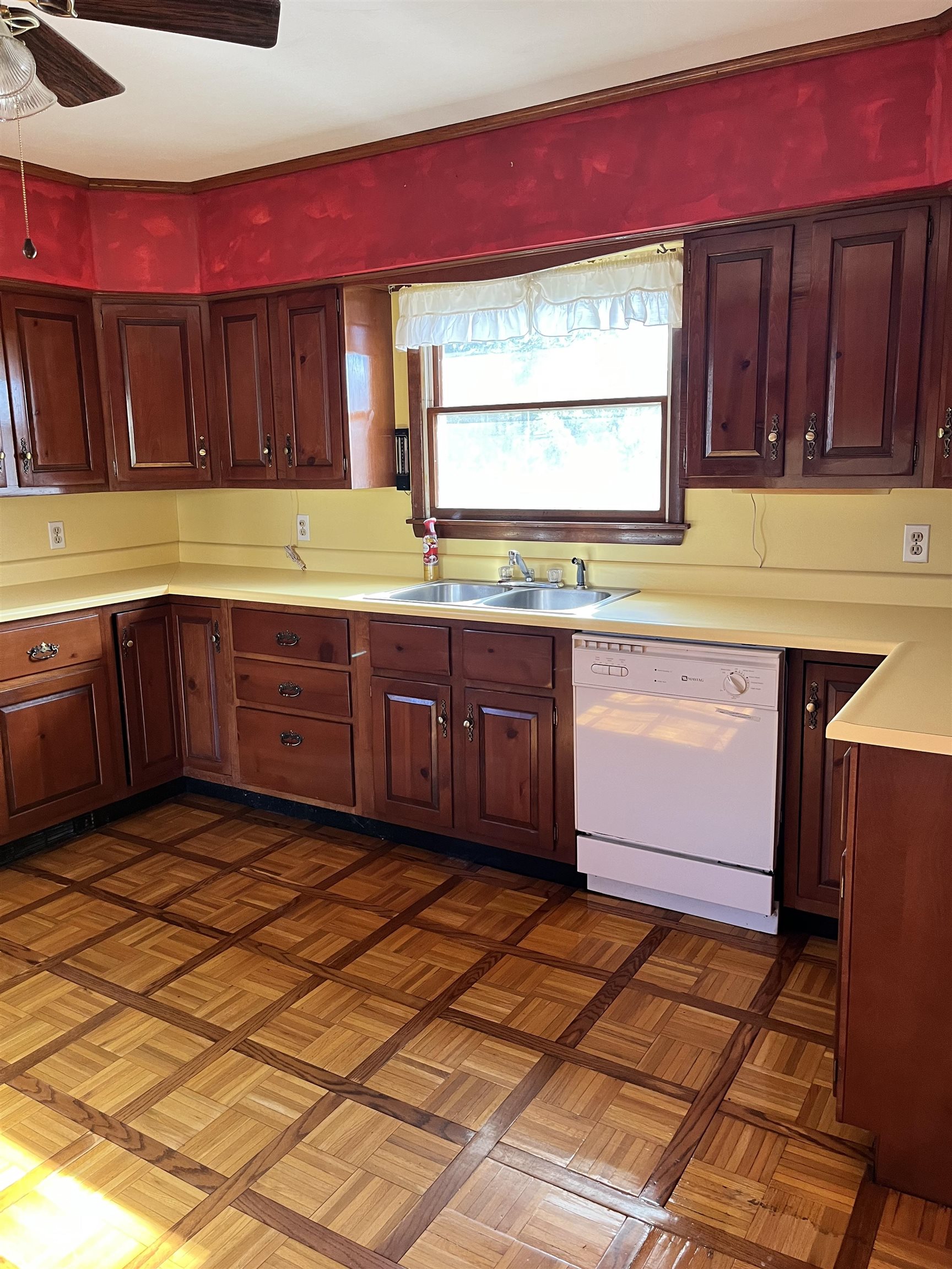 17 David Avenue Castleton, VT 05735 - Photo 10 of 38