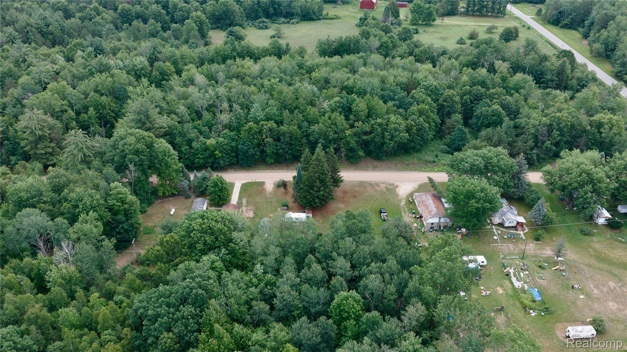1900 Hay Road Beaverton, MI 48612 - Photo 5 of 8 dji_fly_20260702_103854_0409_1783005003701_photo.jpeg