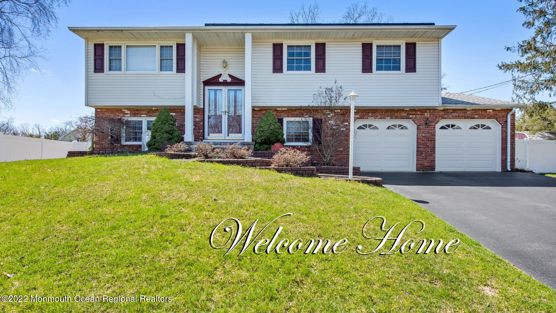 10 Putnam Road Howell, NJ 07731 - Photo 1 of 25 10 Putnam Rd Howell Township NJ 07731 US