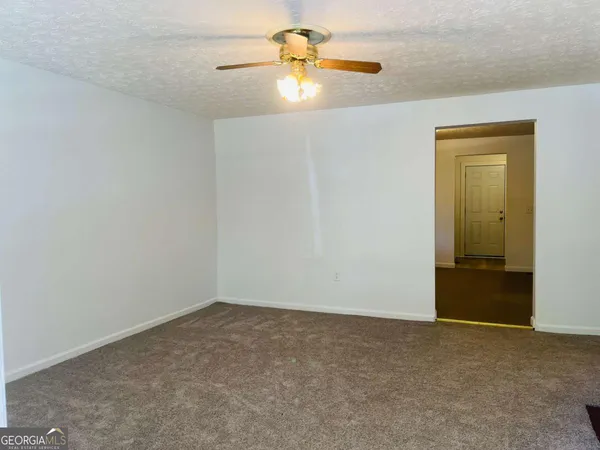 $1,595 | 615 Chattahoochee Street, LaGrange, GA 30241