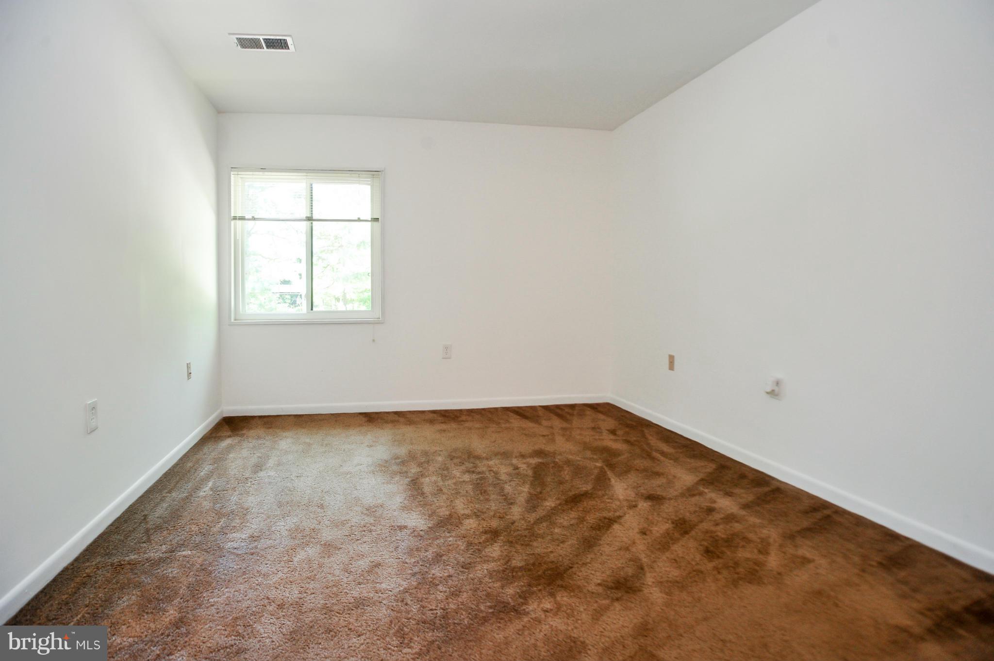1420 Northgate Square, Unit 21B Reston, VA 20190 - Photo 12 of 30 Bedroom (Master)