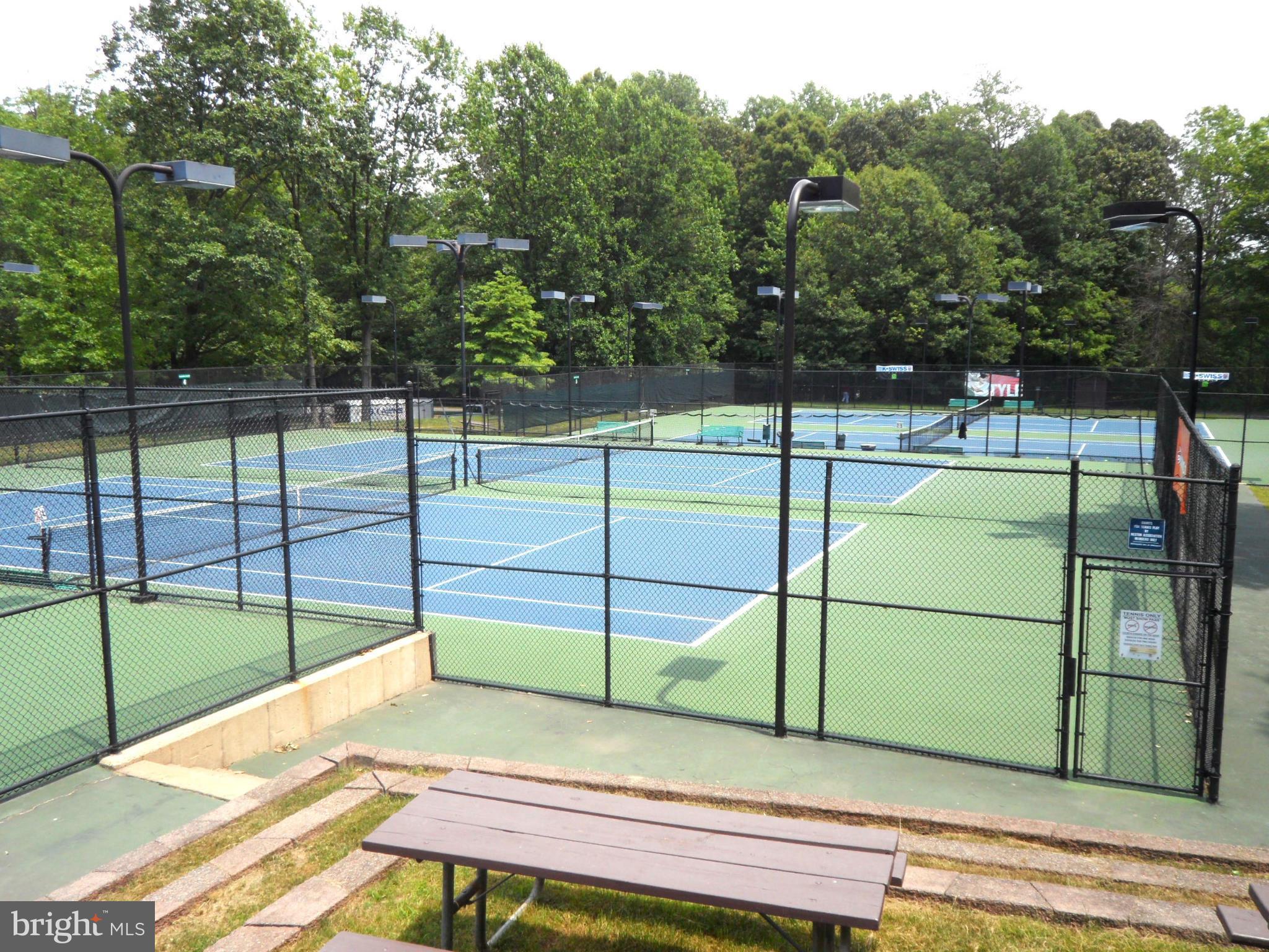 1420 Northgate Square, Unit 21B Reston, VA 20190 - Photo 23 of 30 Tennis Center