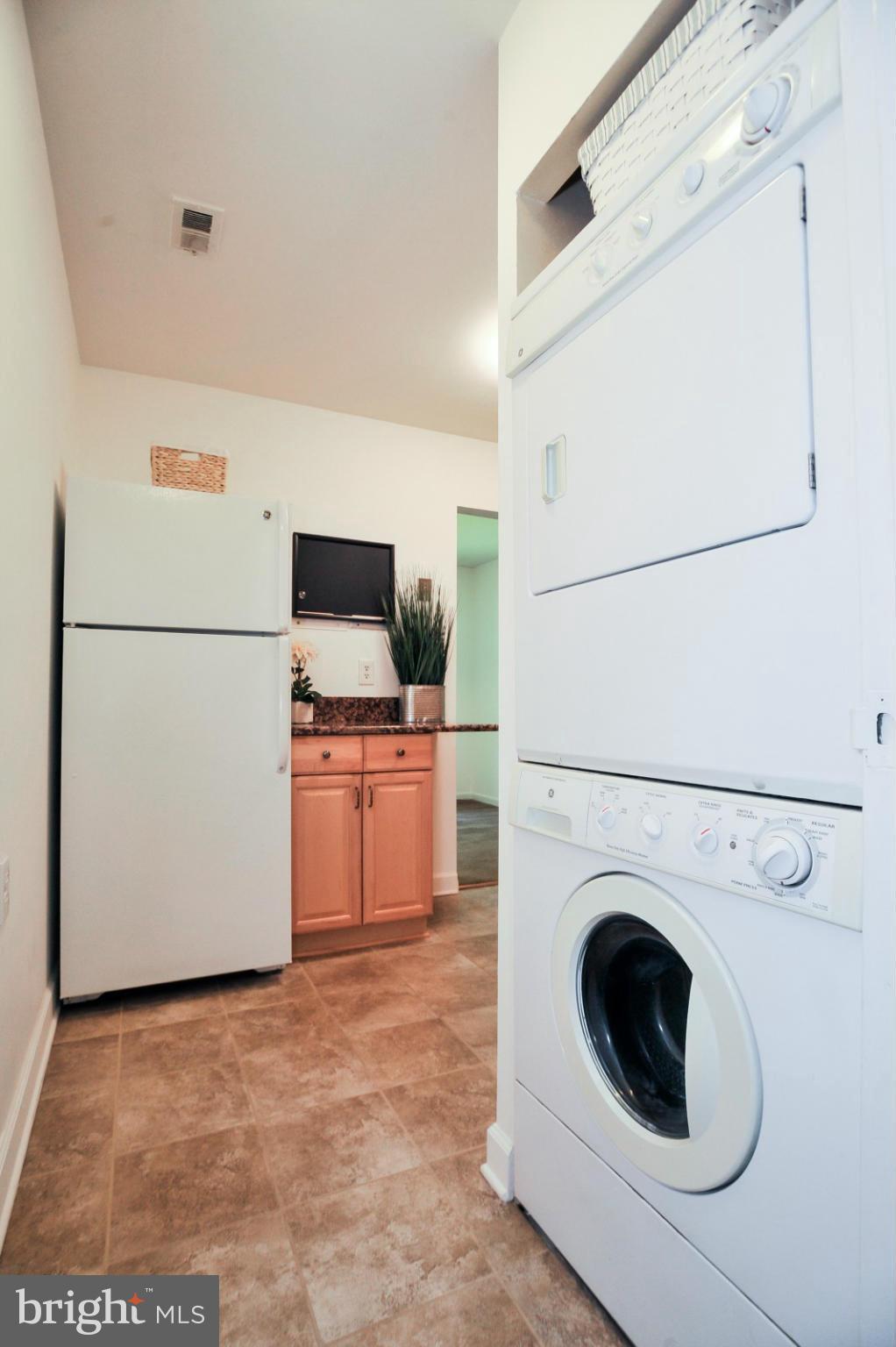 1420 Northgate Square, Unit 21B Reston, VA 20190 - Photo 8 of 30 Front Loading Washer