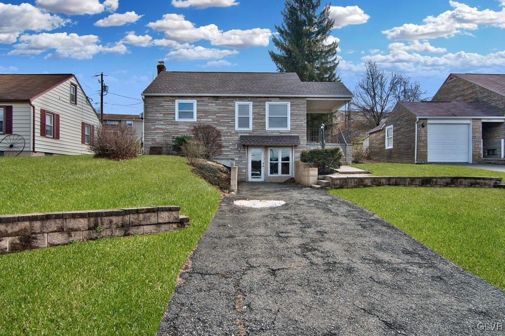 665 Interchange Road Lehighton, PA 18235 - Photo 3 of 28 Straight Front View