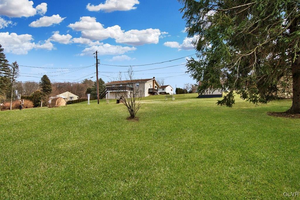 665 Interchange Road Lehighton, PA 18235 - Photo 7 of 28 Nice Yard Space