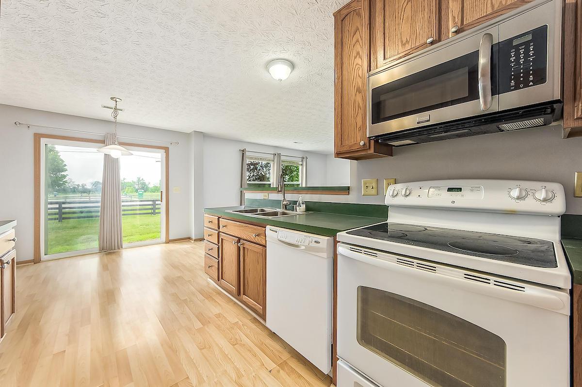 2125 Ripple Road Hilliard, OH 43026 - Photo 11 of 50 Gallery Image 11