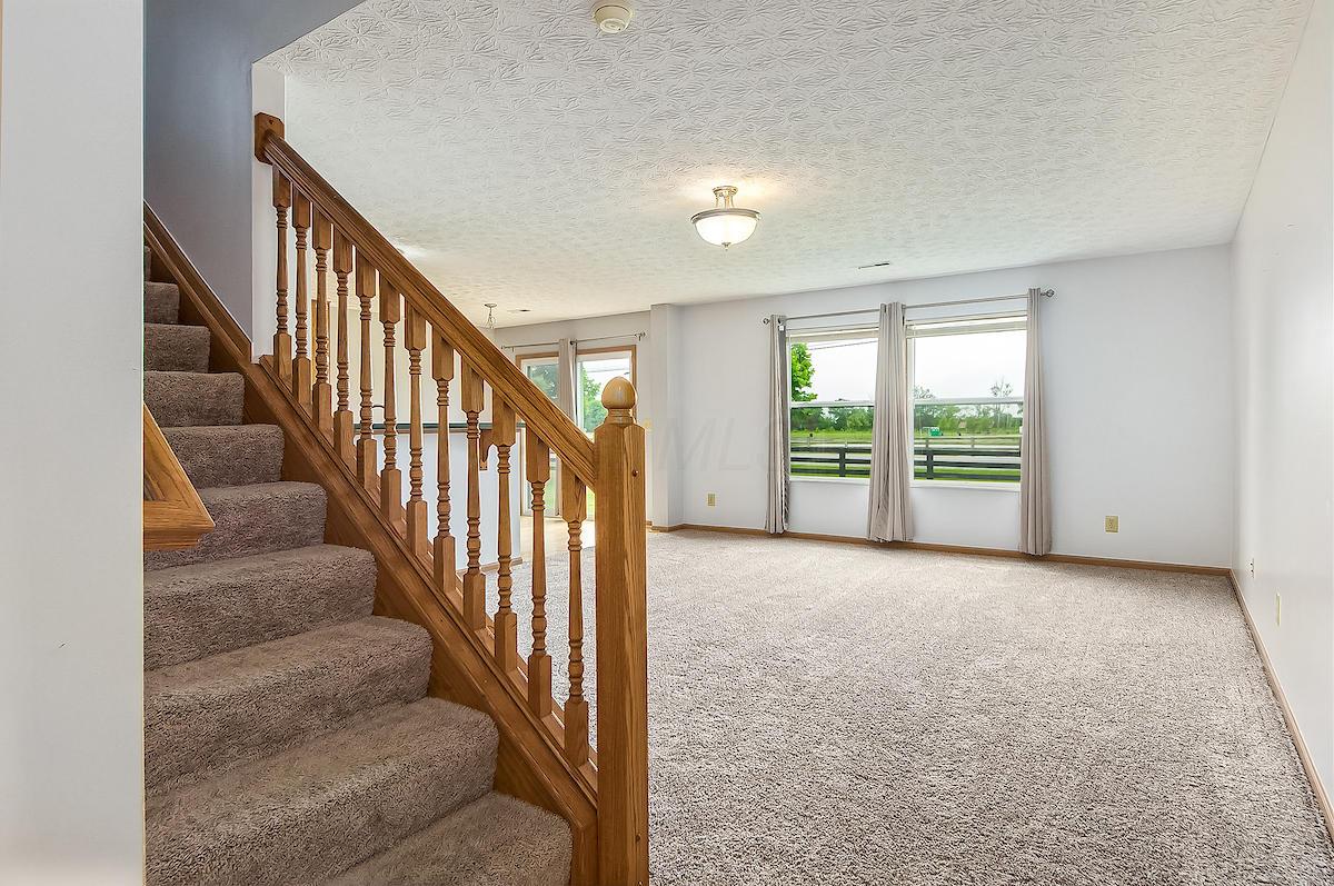 2125 Ripple Road Hilliard, OH 43026 - Photo 2 of 50 Gallery Image 2