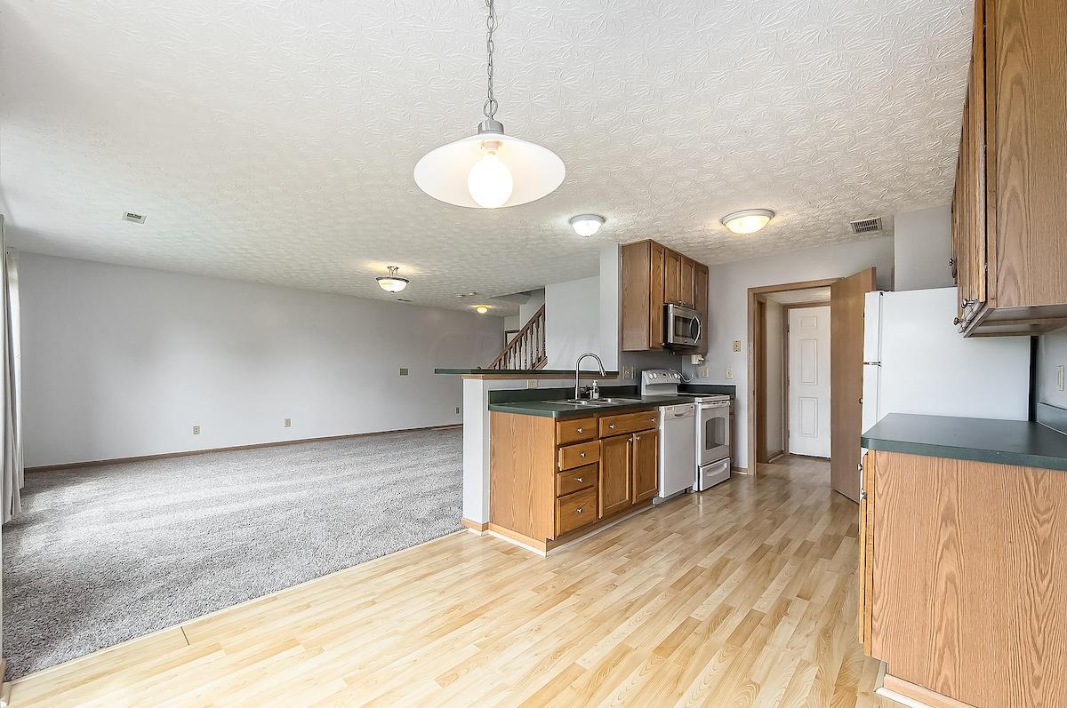 2125 Ripple Road Hilliard, OH 43026 - Photo 7 of 50 Gallery Image 7