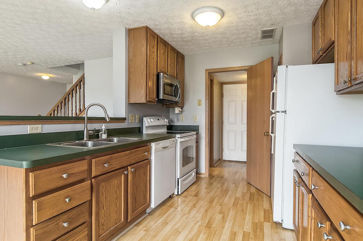 2125 Ripple Road Hilliard, OH 43026 - Photo 8 of 50 Gallery Image 8