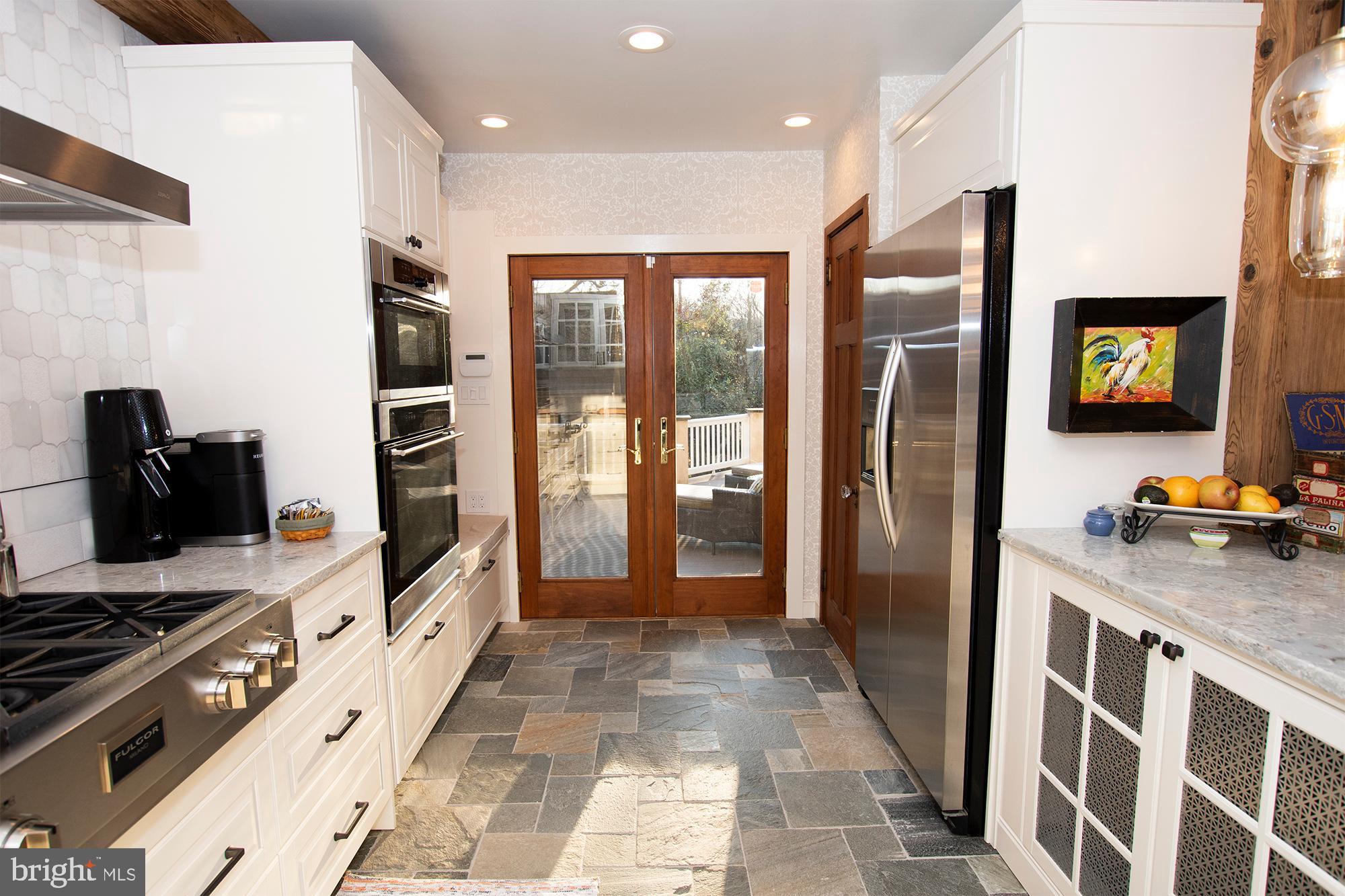 270 South Ridley Creek Road Media, PA 19063 - Photo 28 of 71 Kitchen with exit to deck