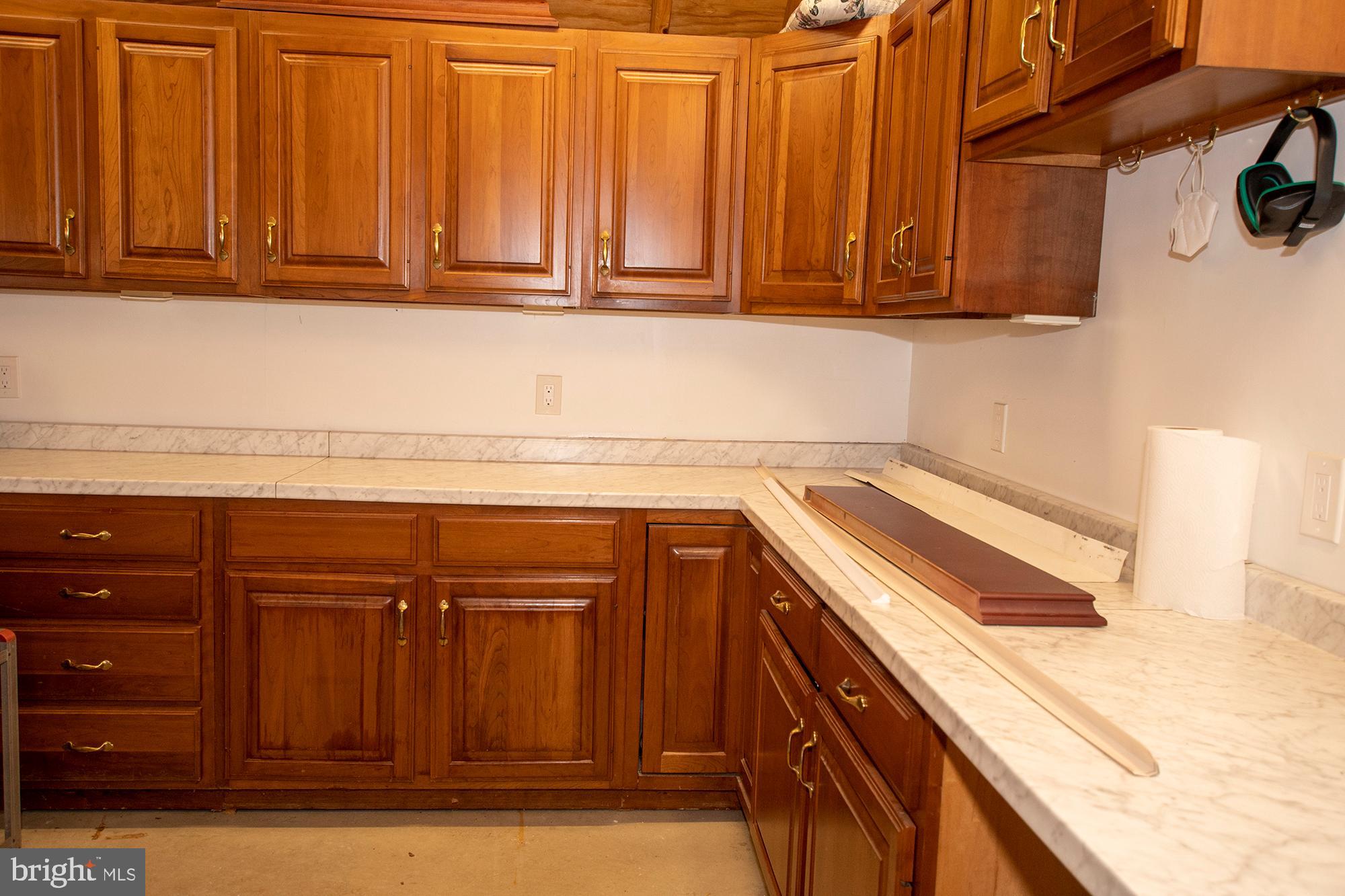 270 South Ridley Creek Road Media, PA 19063 - Photo 62 of 71 Garage work space