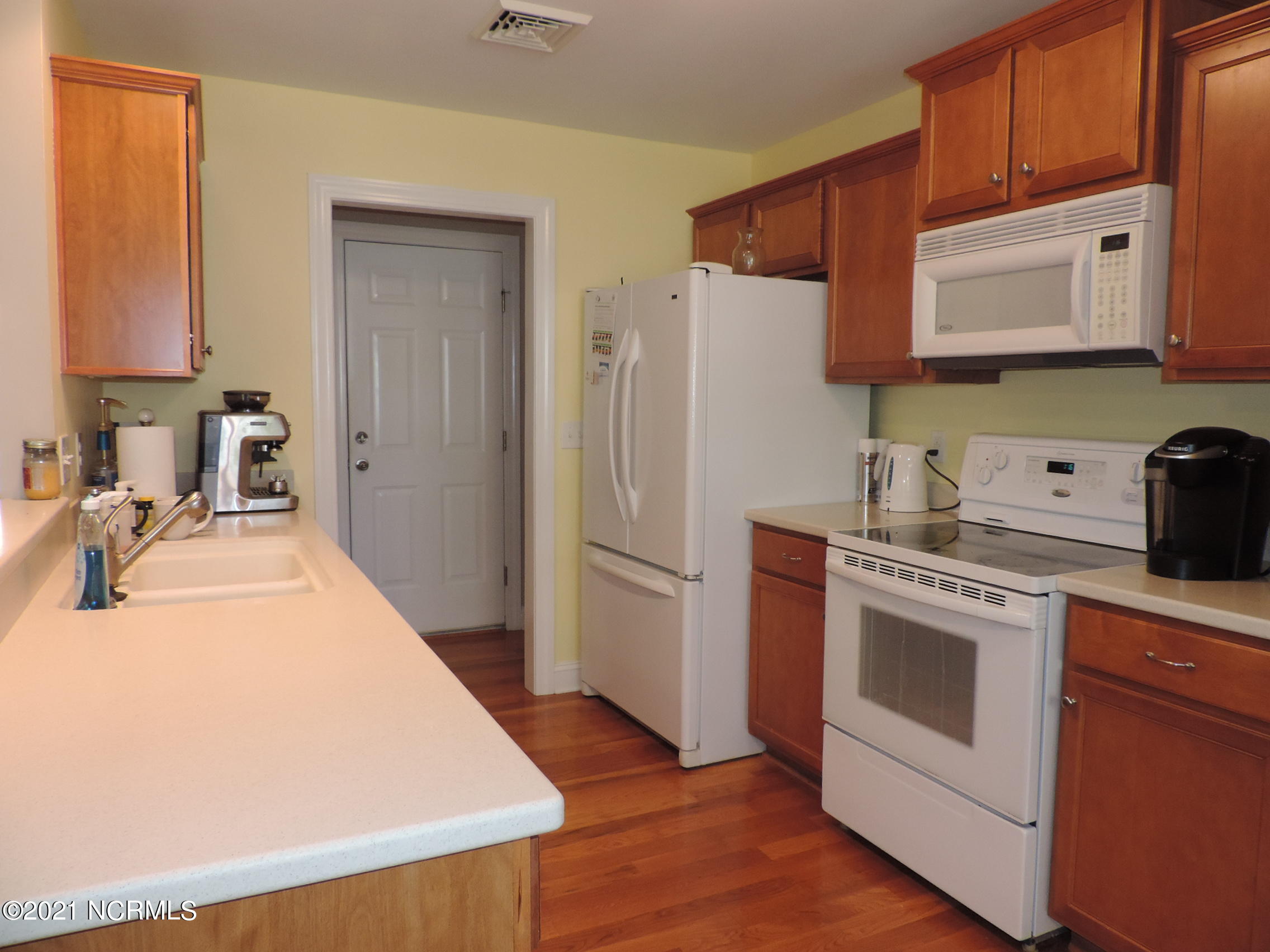 138 Pine Cove Road New Bern, NC 28562 - Photo 13 of 26 DSCN9326
