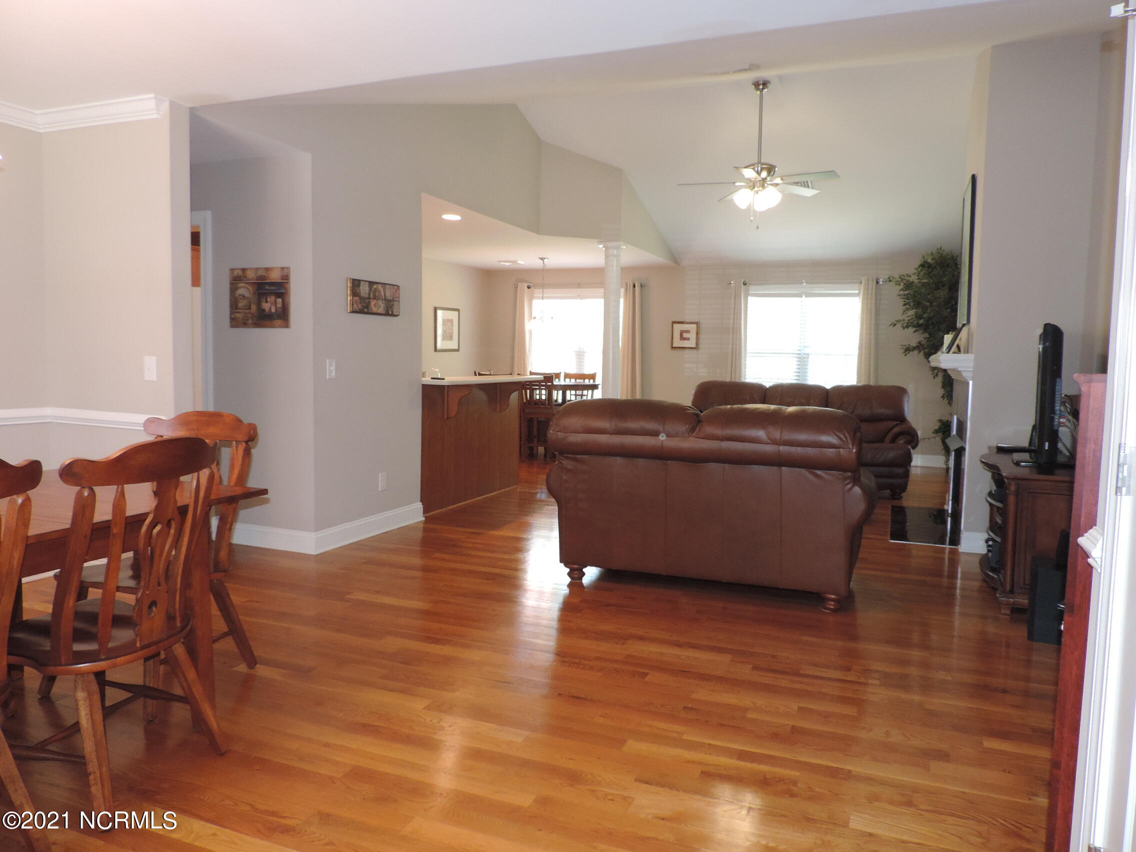 138 Pine Cove Road New Bern, NC 28562 - Photo 26 of 26 open floor plan