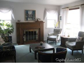 2316 South Walnut Street Springfield, IL 62704 - Photo 3 of 7