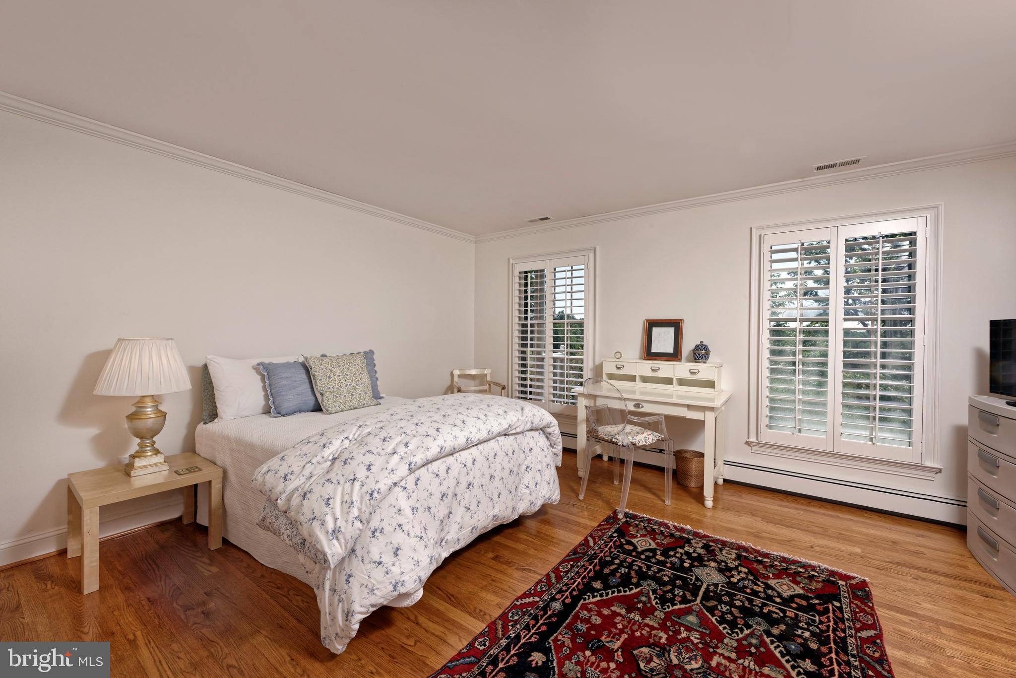 1310 Delaplane Grade Road Upperville, VA 20184 - Photo 34 of 94 Guest bedroom #2 on the main level