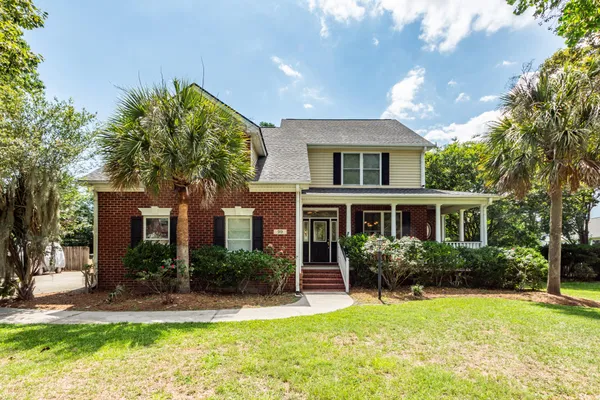 $685,000 | 99 Fieldfare Way, Charleston, SC 29414