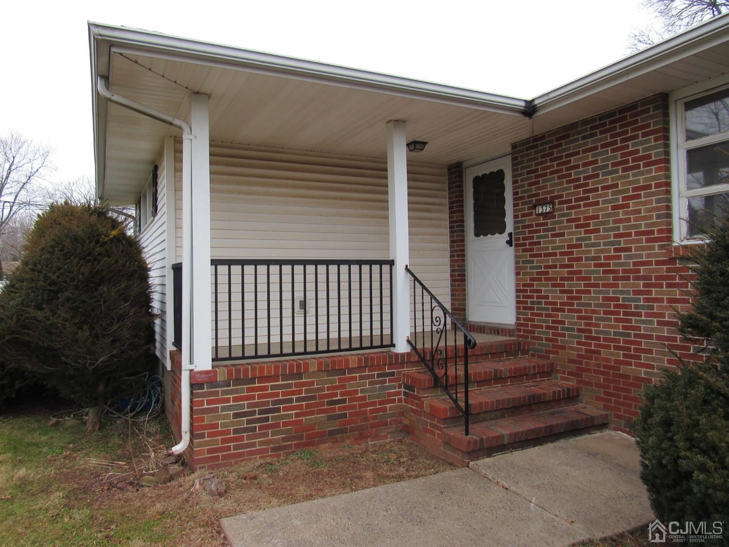 1375 Sioux Road North Brunswick, NJ 08902 - Photo 1 of 21 Gallery Image 1