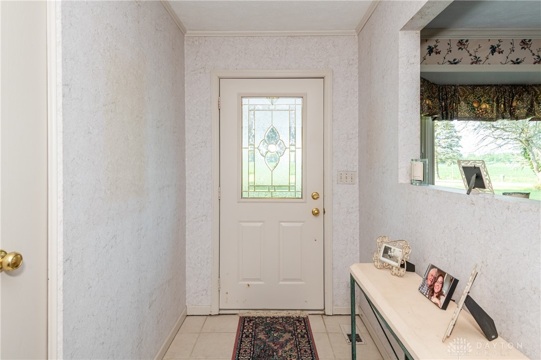 1392 Smith Road Xenia, OH 45385 - Photo 11 of 48 Gallery Image 11