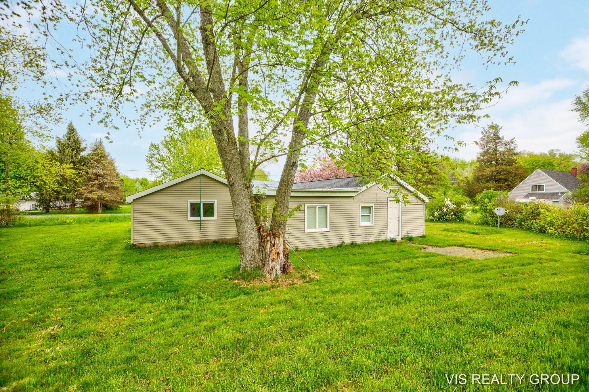 709 Wilson Road Spring Lake, MI 49456 - Photo 8 of 35 8-web-or-mls-709 Wilson Rd, Spring Lake-