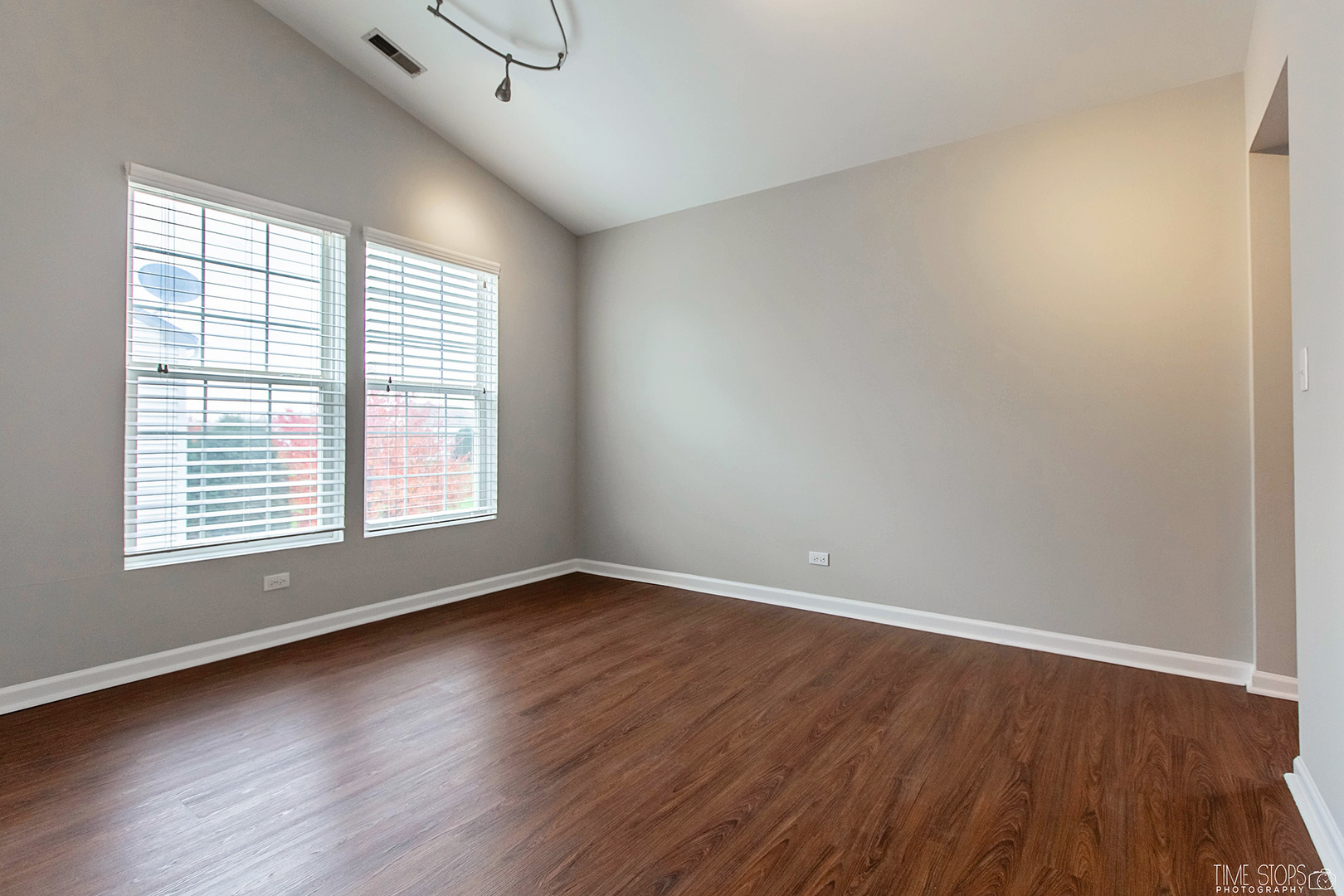 3321 Bromley Lane Aurora, IL 60502 - Photo 3 of 13