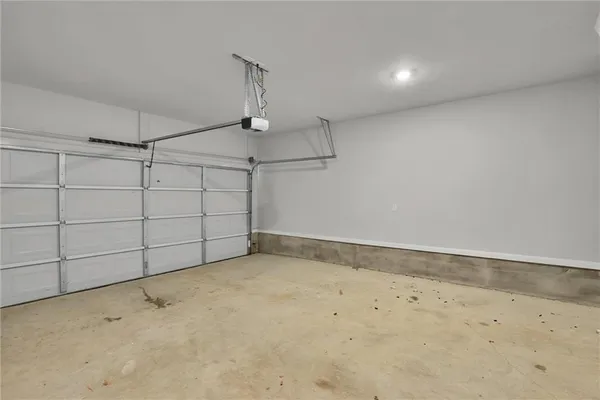 $1,900 | 3405 Endurance Court, College Park, GA 30349