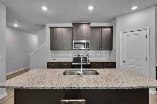 $1,900 | 3405 Endurance Court, College Park, GA 30349