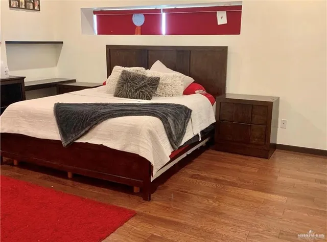 $2,600 | 302 Grovewood Avenue, Mission, TX 78572