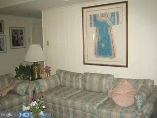 9724 Wynmill Road Philadelphia, PA 19115 - Photo 4 of 6