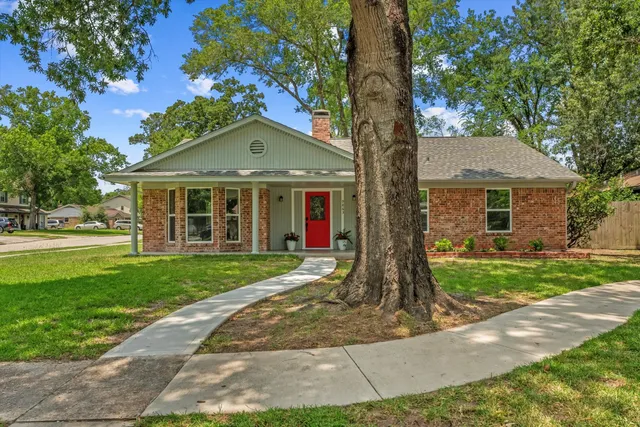 $274,900 | 9863 Swan Court, Conroe, TX 77385