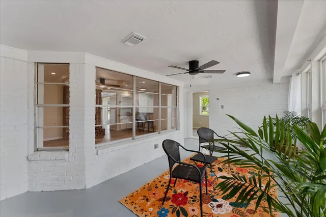 $274,900 | 9863 Swan Court, Conroe, TX 77385