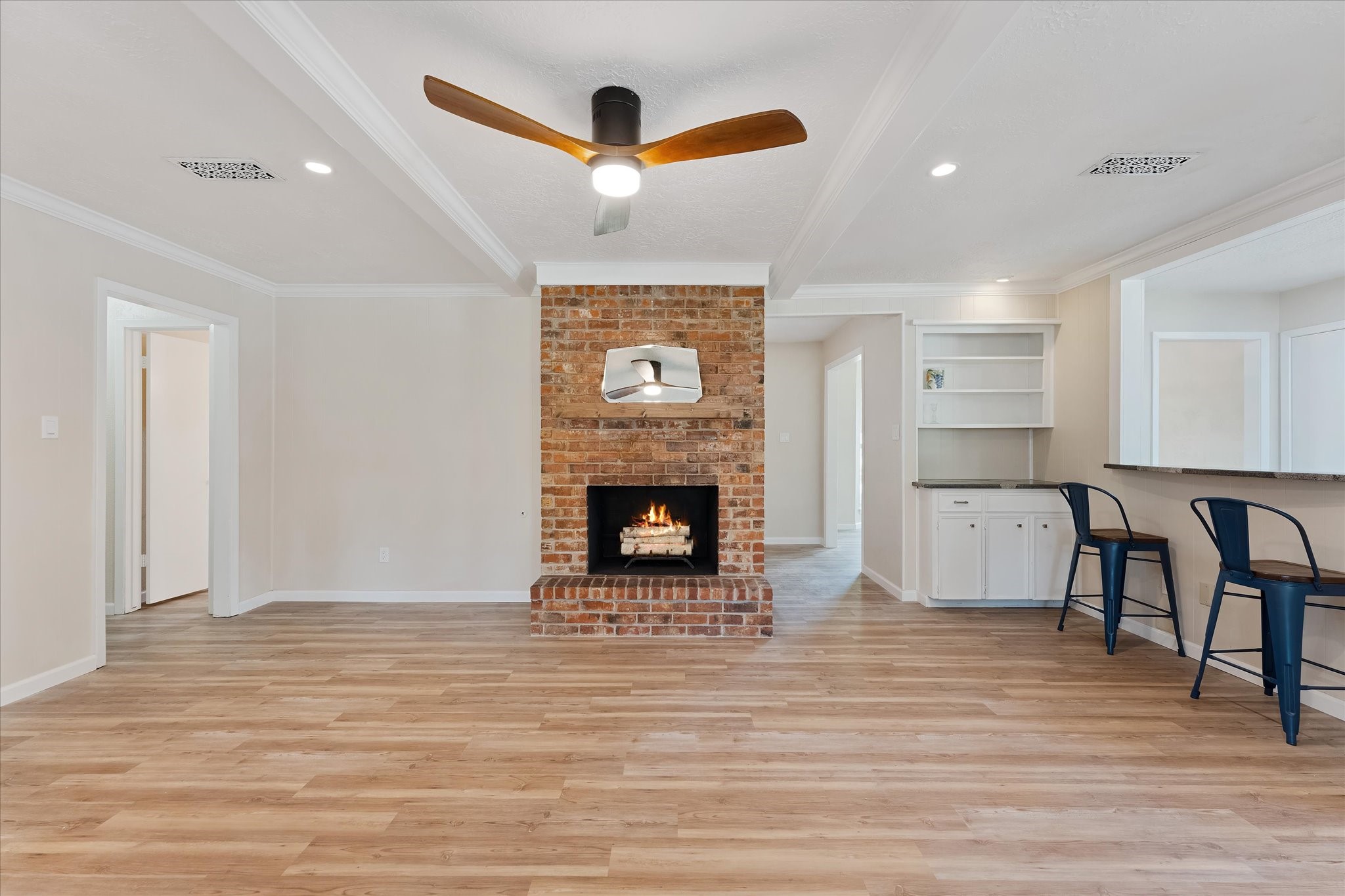 9863 Swan Court Conroe, TX 77385 - Photo 4 of 23