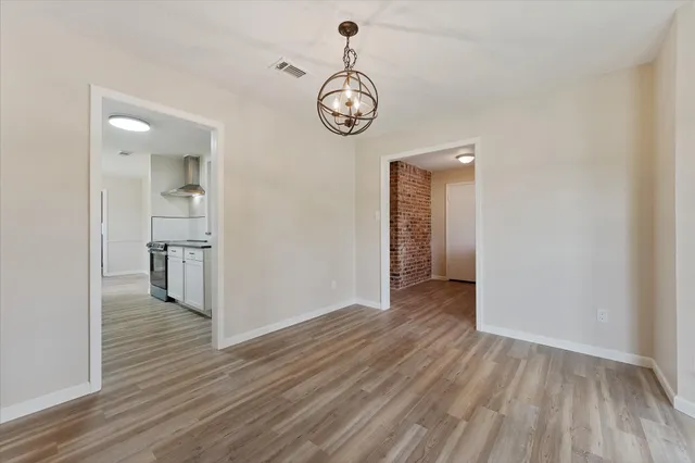 $274,900 | 9863 Swan Court, Conroe, TX 77385