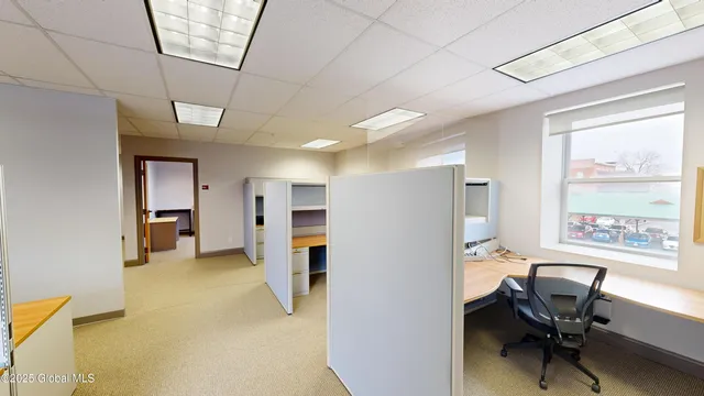 $18 | 11 South Street, Glens Falls, NY 12801