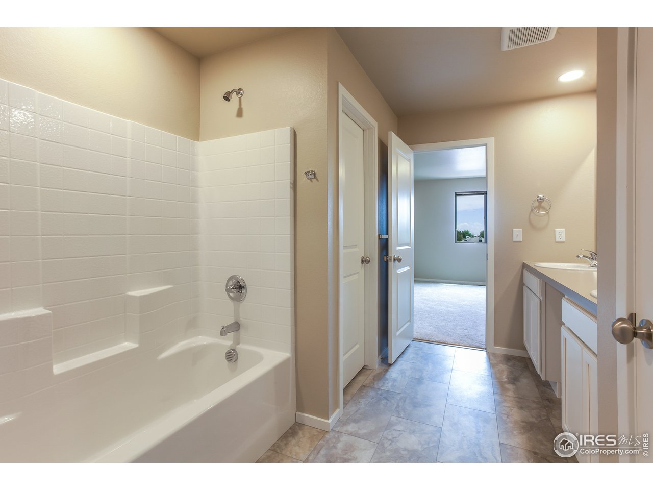 6609 4th St Road, Unit 3 Greeley, CO 80634 - Photo 16 of 28 EXAMPLE PHOTO: MASTER BATH