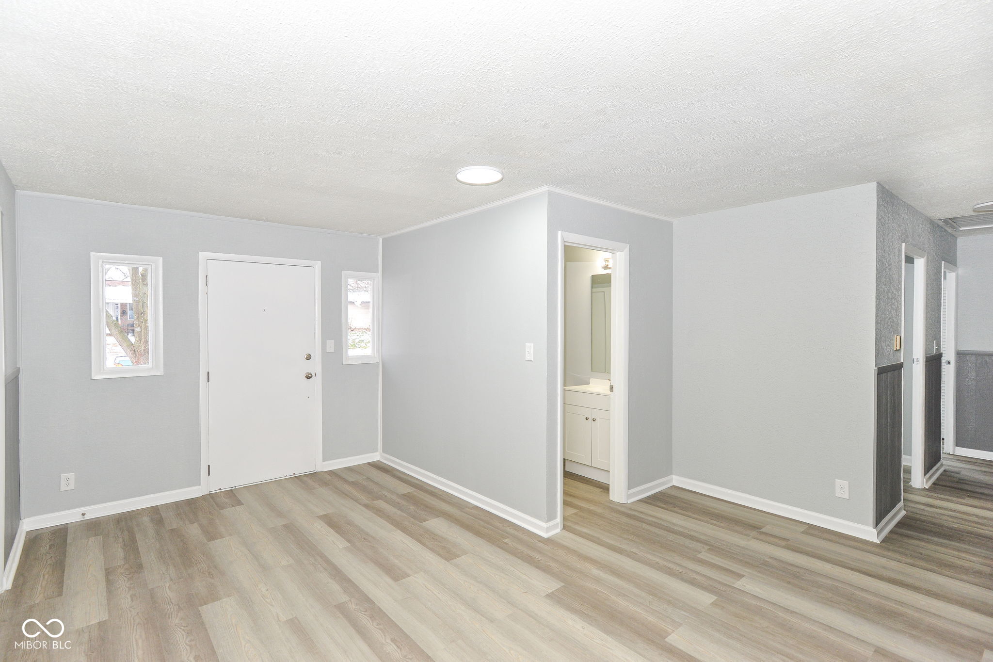 2625 Sickle Road Indianapolis, IN 46219 - Photo 3 of 29