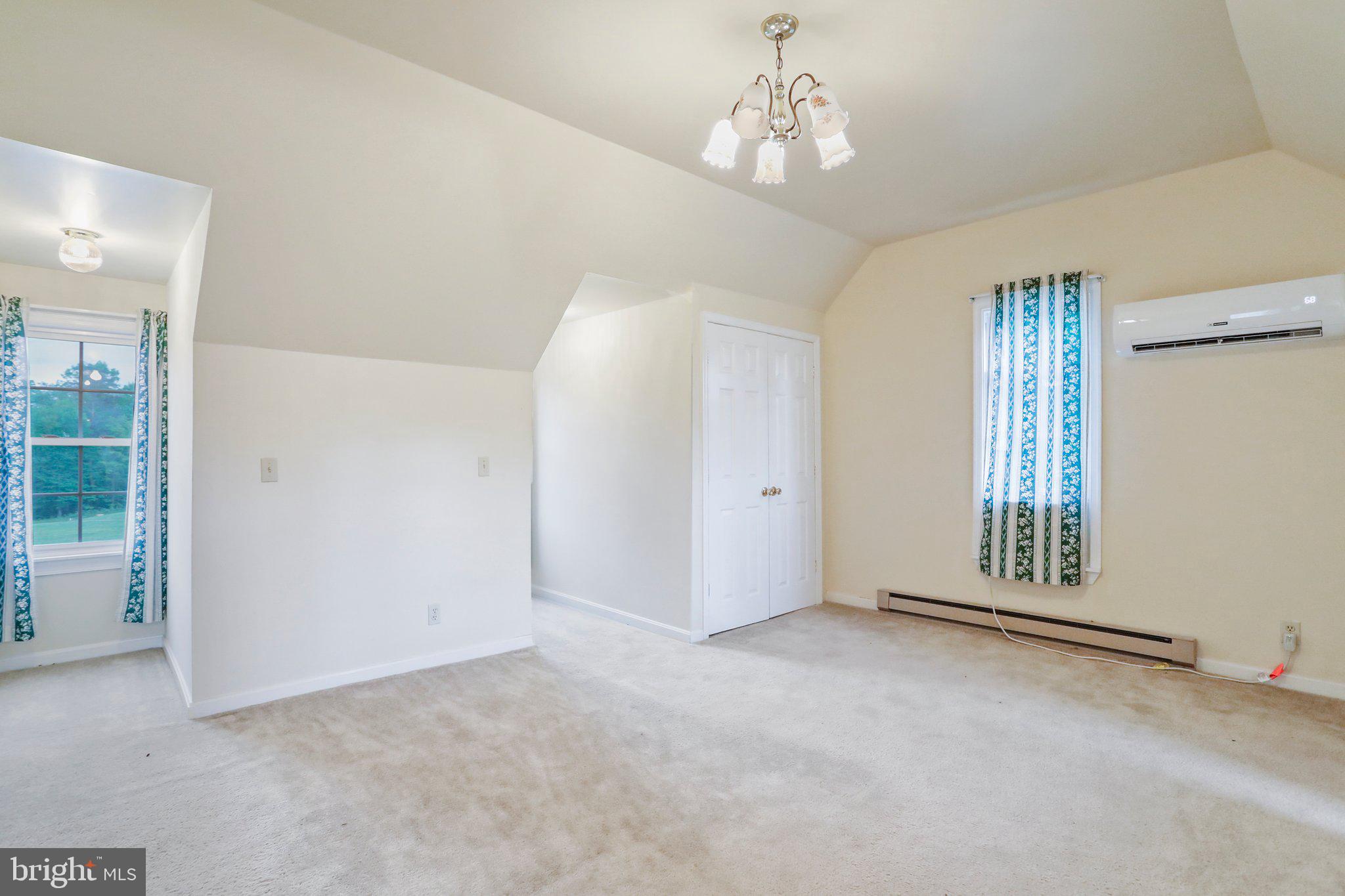663 Aaron Mountain Road Castleton, VA 22716 - Photo 16 of 43