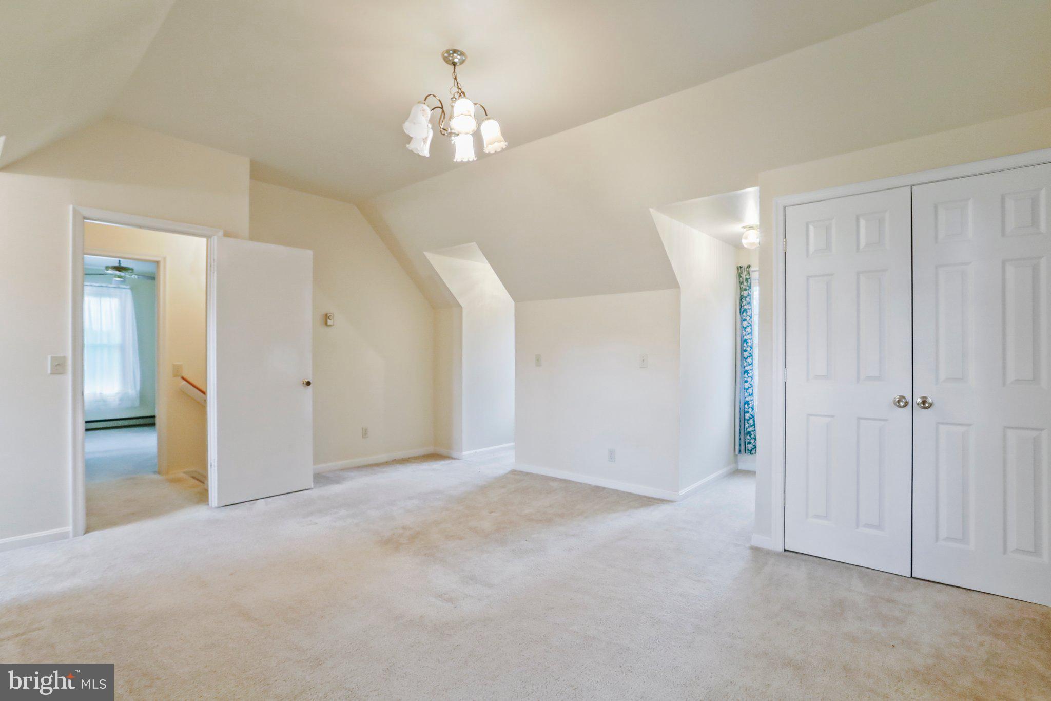 663 Aaron Mountain Road Castleton, VA 22716 - Photo 18 of 43
