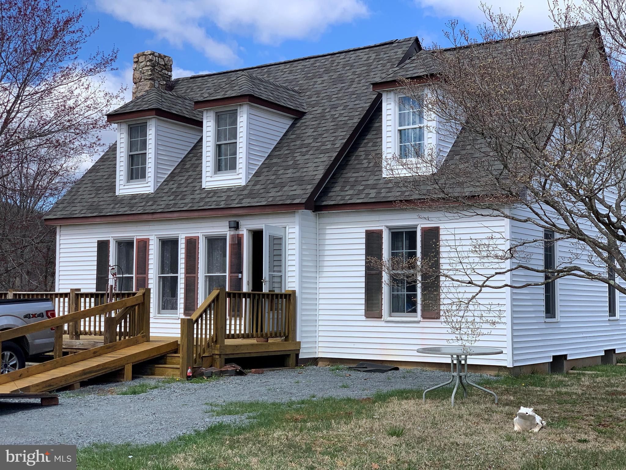 663 Aaron Mountain Road Castleton, VA 22716 - Photo 2 of 43