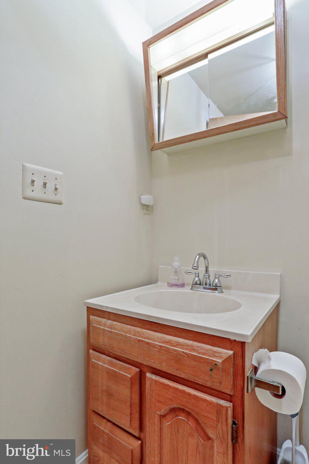 663 Aaron Mountain Road Castleton, VA 22716 - Photo 29 of 43