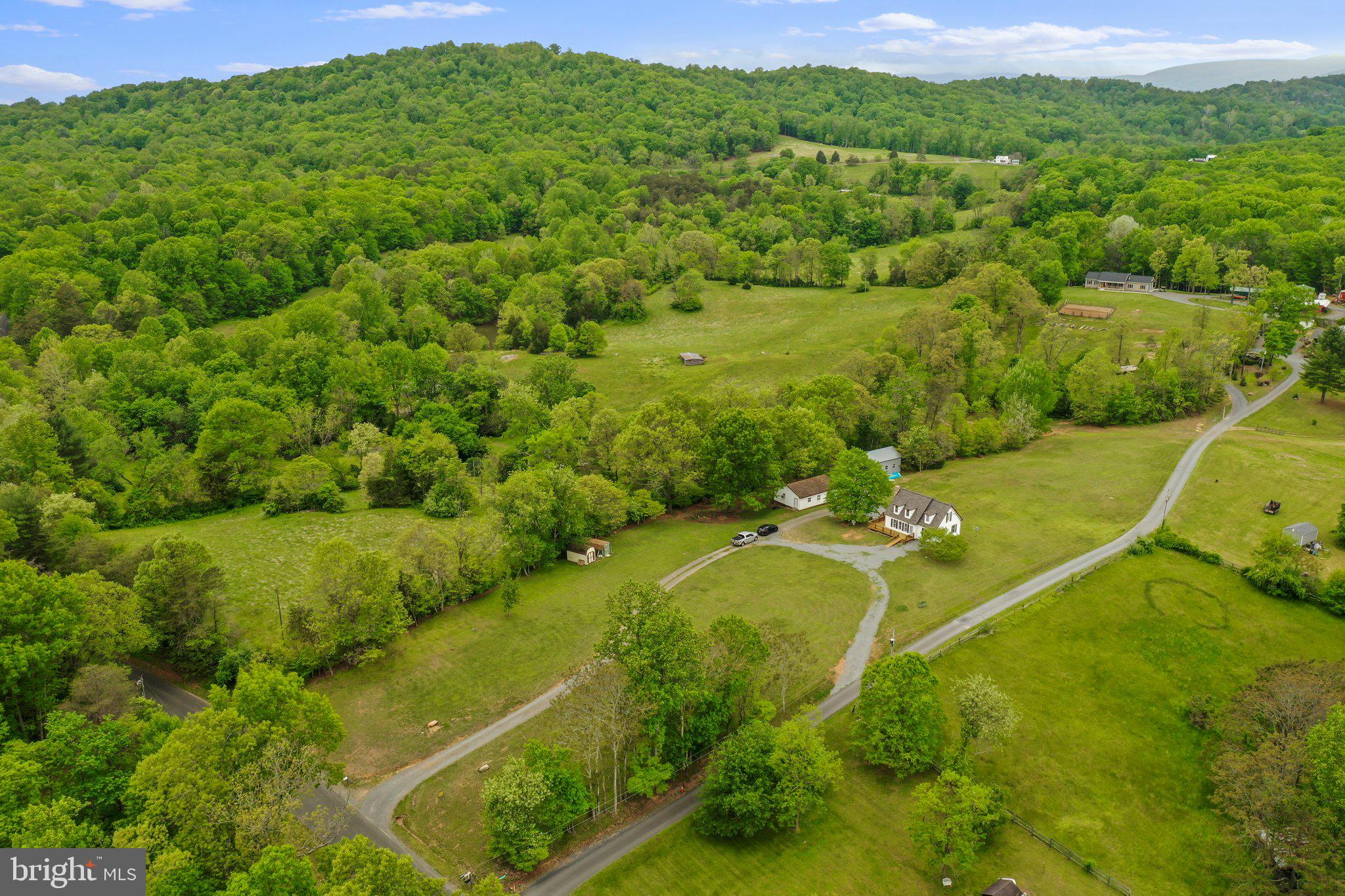 663 Aaron Mountain Road Castleton, VA 22716 - Photo 37 of 43
