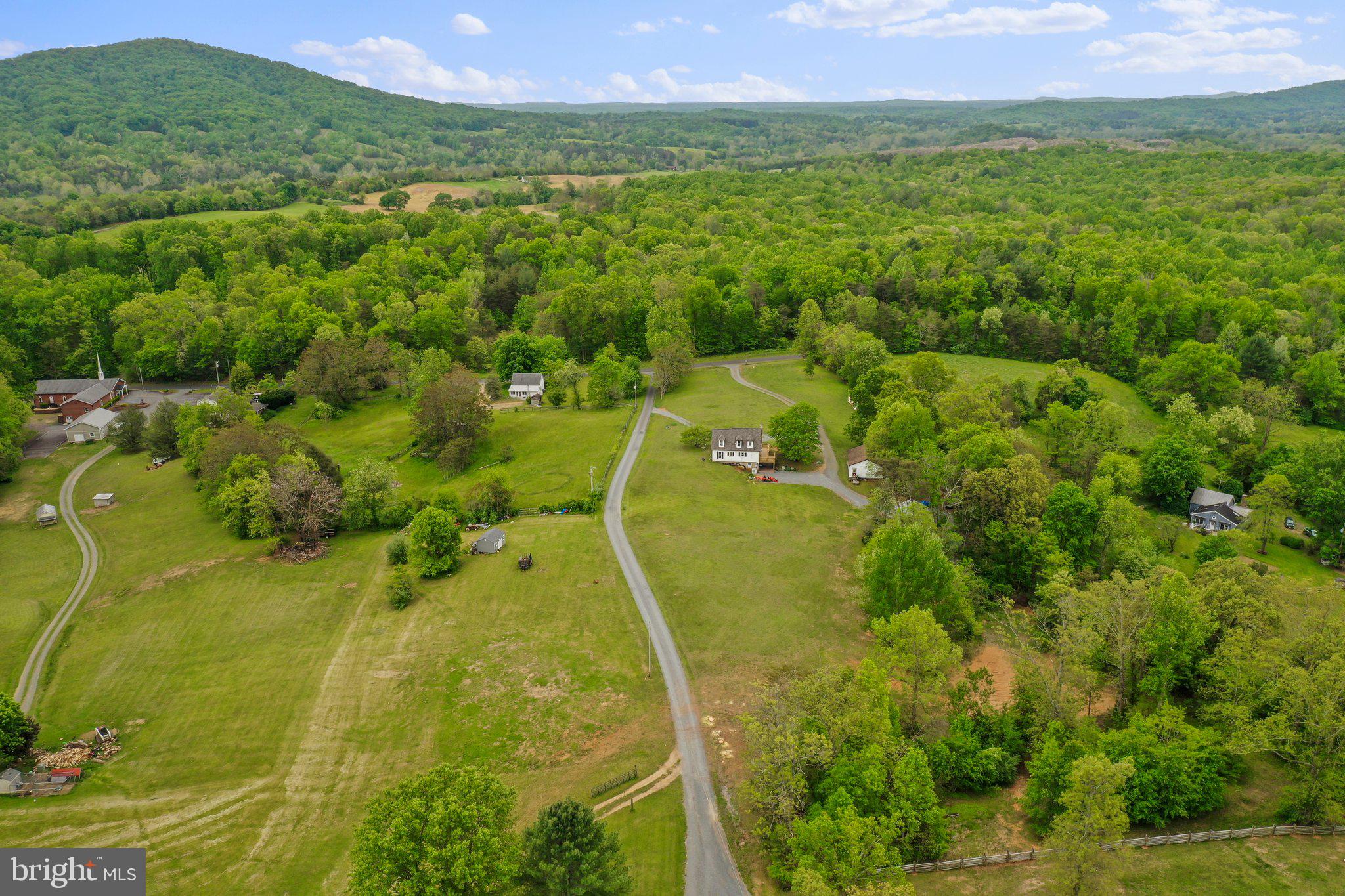 663 Aaron Mountain Road Castleton, VA 22716 - Photo 39 of 43