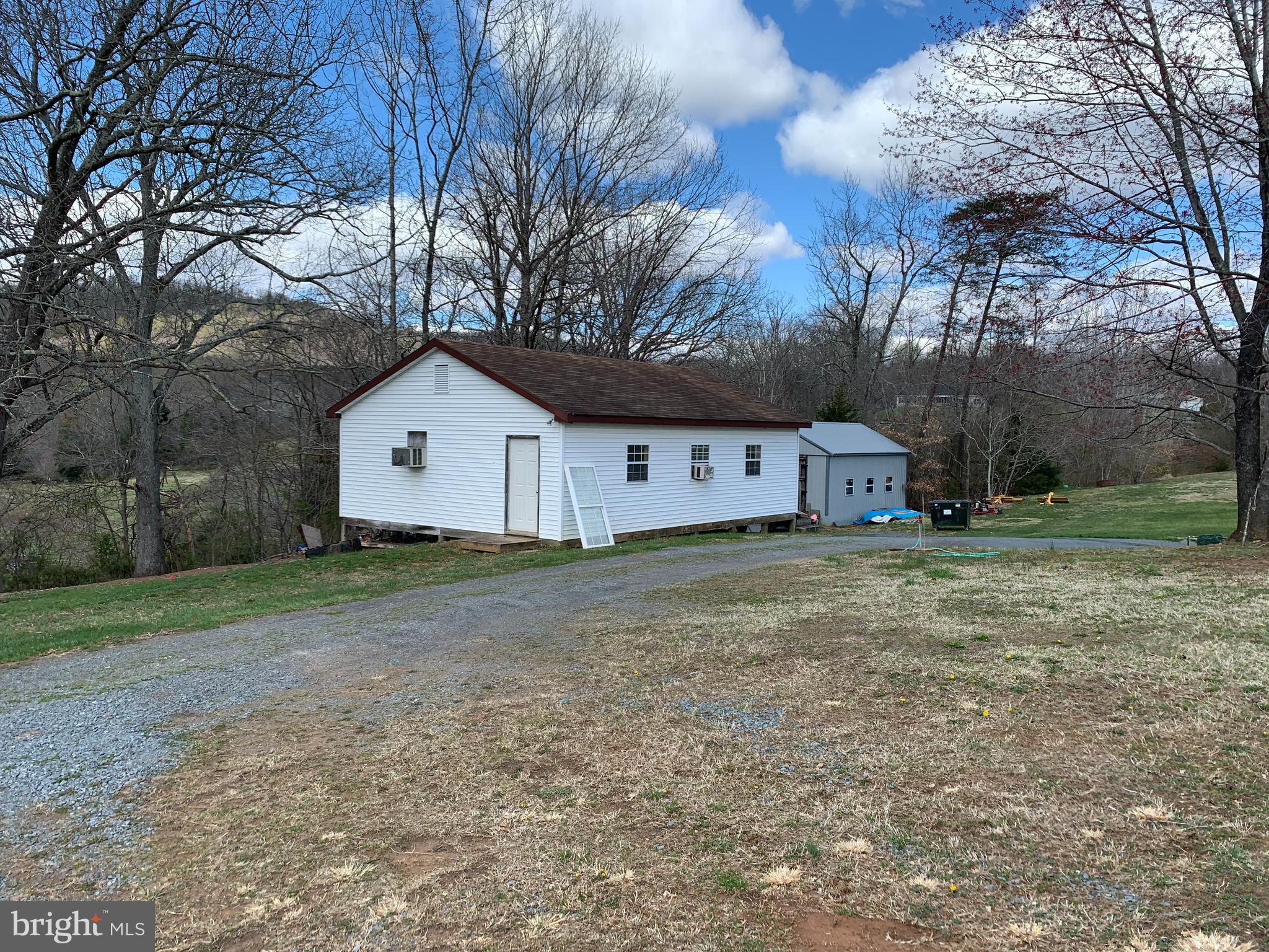 663 Aaron Mountain Road Castleton, VA 22716 - Photo 40 of 43