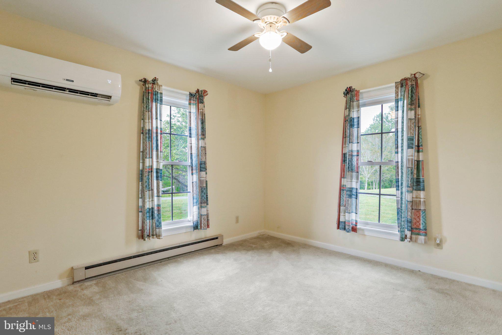 663 Aaron Mountain Road Castleton, VA 22716 - Photo 9 of 43