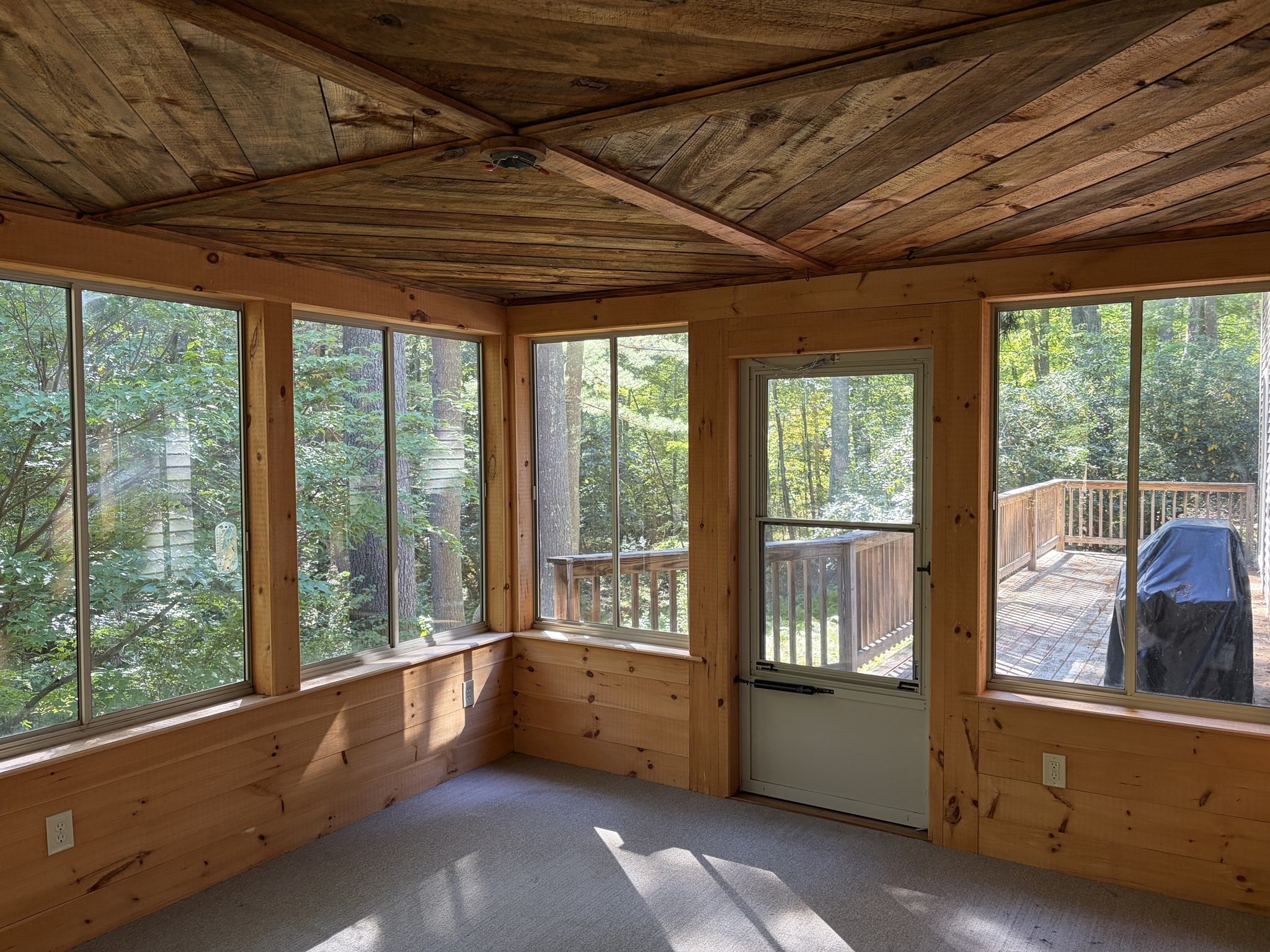 23 Forest Street Upton, MA 01568 - Photo 10 of 38 Gallery Image 10