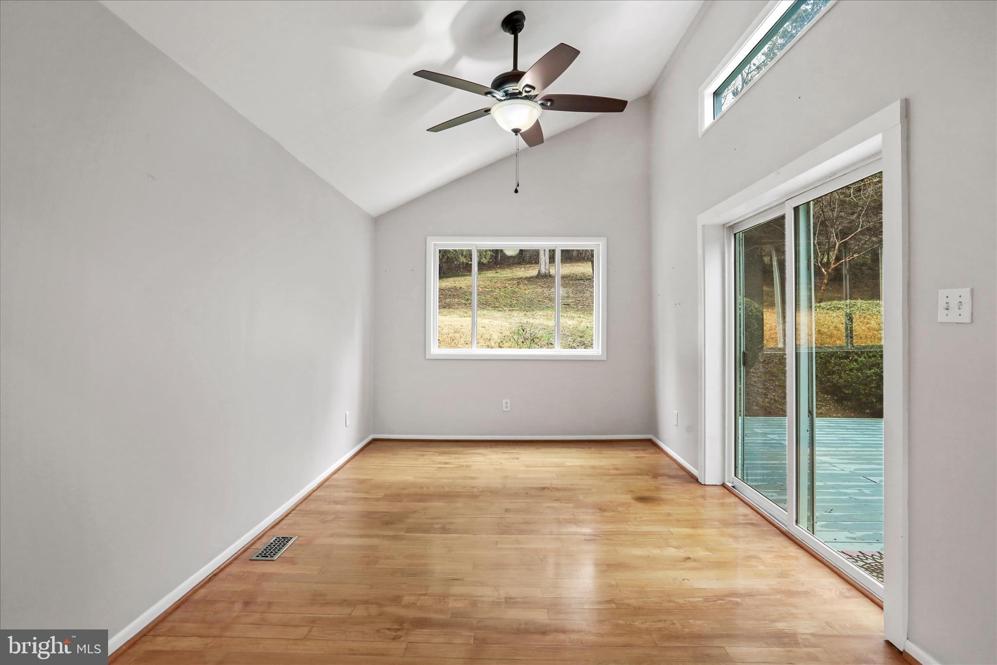 565 South River Road Front Royal, VA 22630 - Photo 19 of 68 an empty room with fan and windows