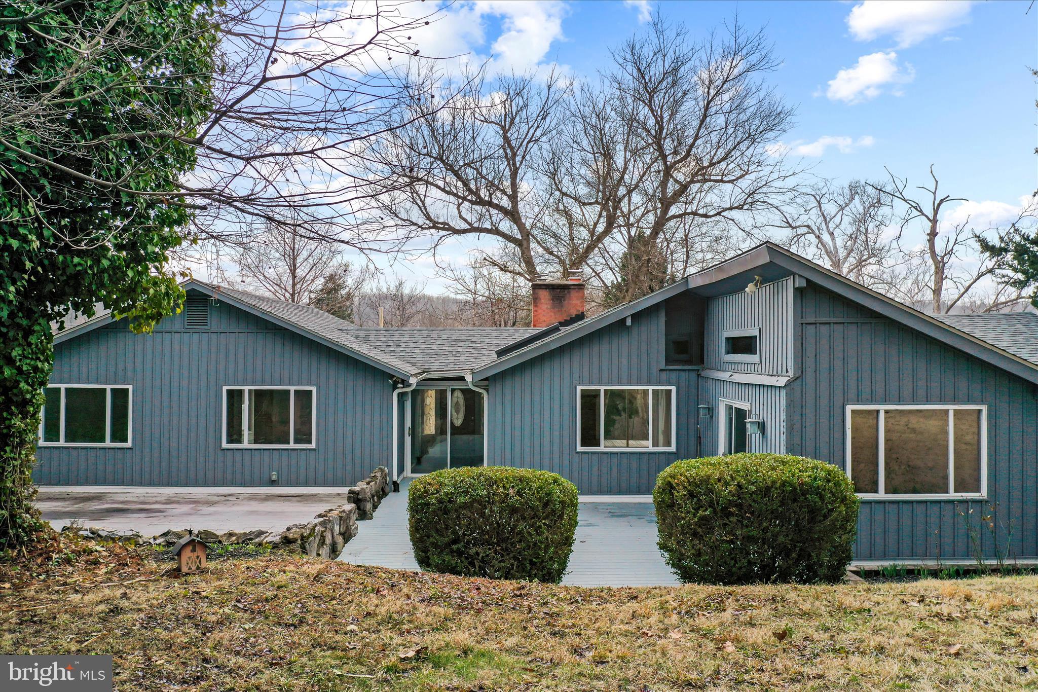 565 South River Road Front Royal, VA 22630 - Photo 4 of 68