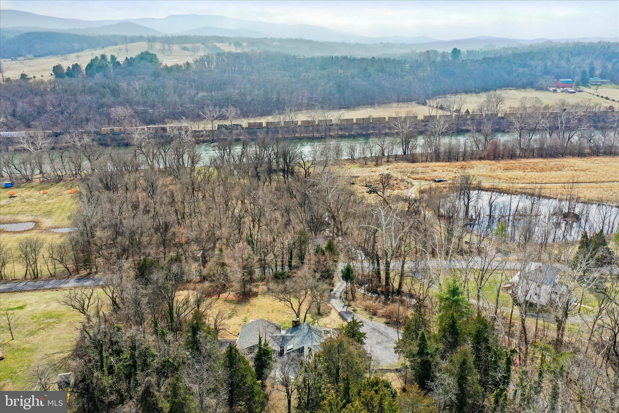 565 South River Road Front Royal, VA 22630 - Photo 68 of 68 a view of lake with mountain